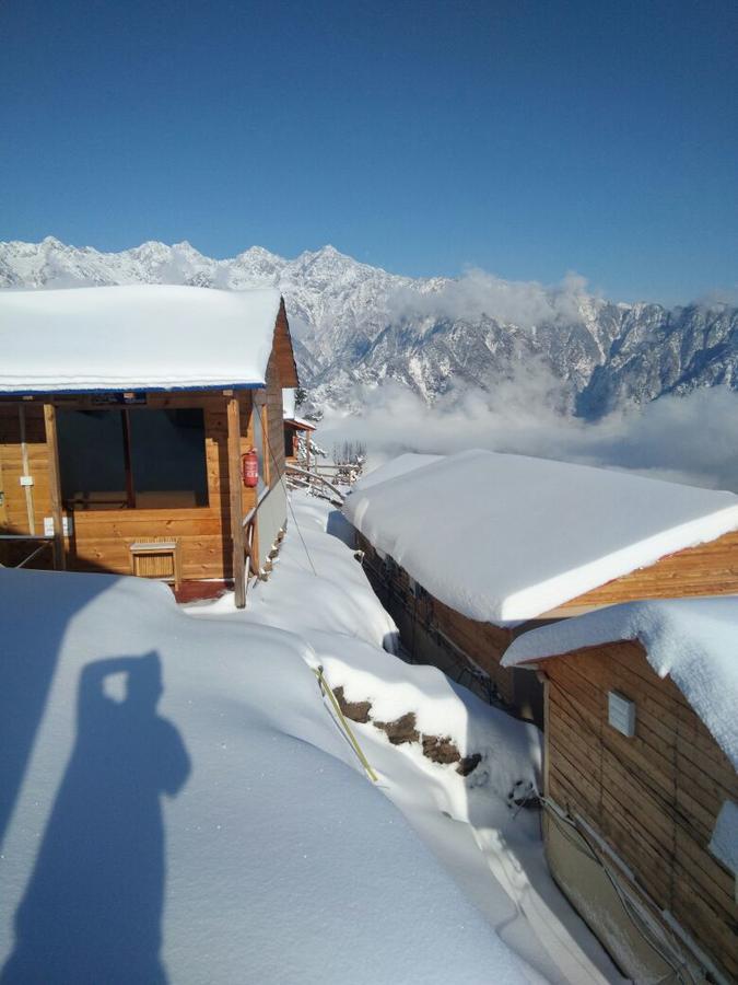 Blue Poppy Resorts Joshīmath Eksteriør bilde